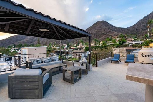 Villa Belvedere Luxury Estate, photograph 16