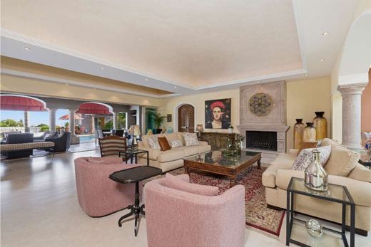 Villa Belvedere Luxury Estate, photograph 5