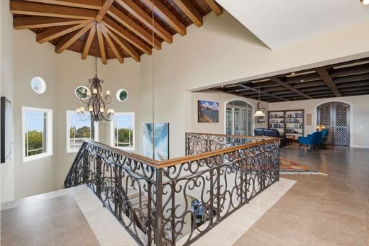 Villa Belvedere Luxury Estate, photograph 8