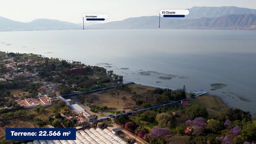 San Cristóbal Reserva del Lago, photograph 2