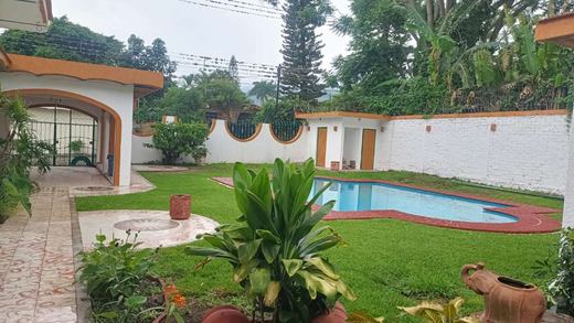 Casa Linda, photograph 4