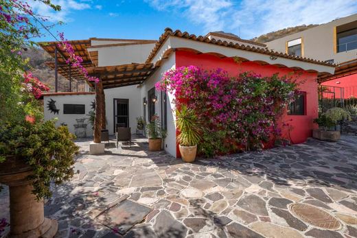 Casa Raquet, photograph 2