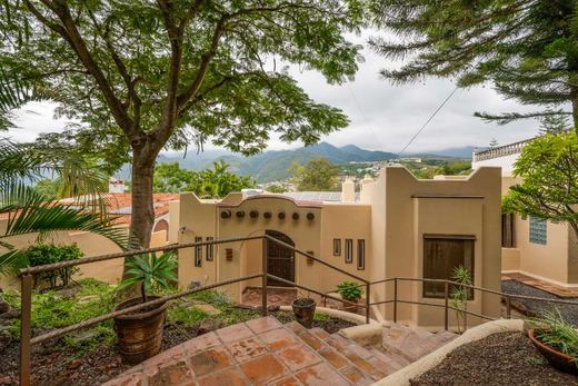 Casa Ladera in Chula Vista