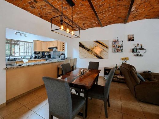Casa Coco, photograph 3