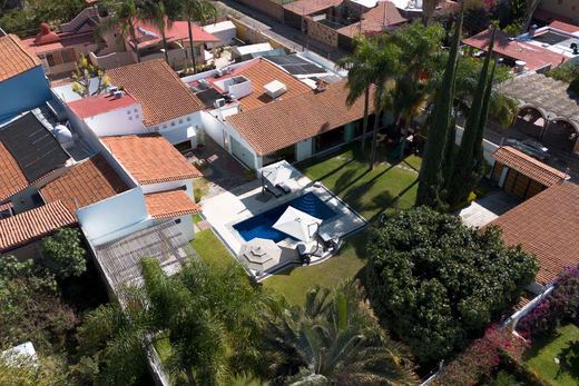 Casa Zaragoza, photograph 7