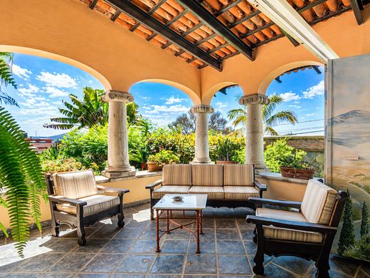 Luxury Hacienda LAS Salvias, photograph 13