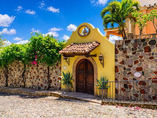 Luxury Hacienda LAS Salvias, photograph 18