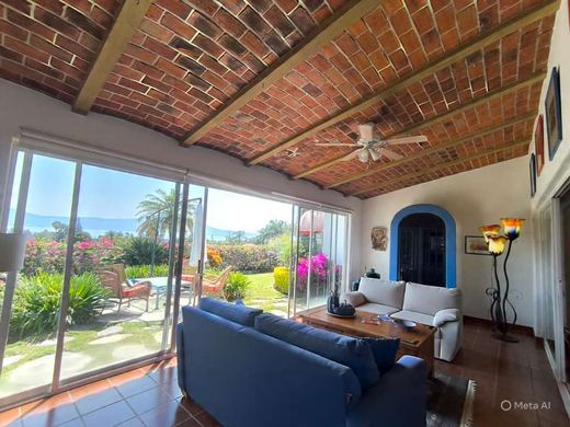 Casa Elliott, photograph 3