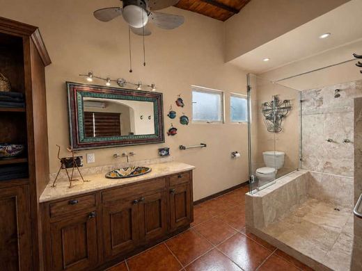 Casa Maher, photograph 13