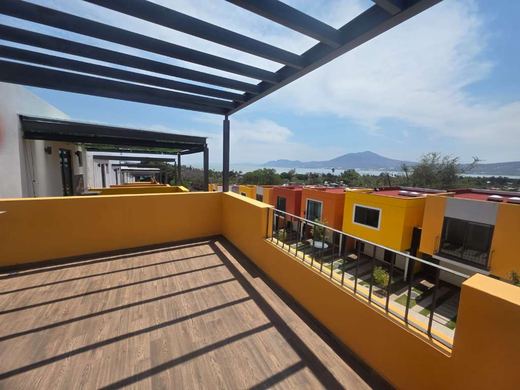Residencia del Lago Sol in Nextipac
