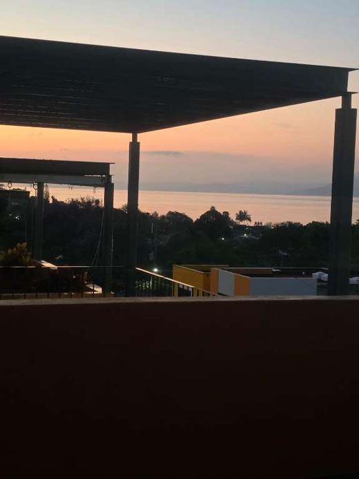 Residencia del Lago Sol, photograph 3